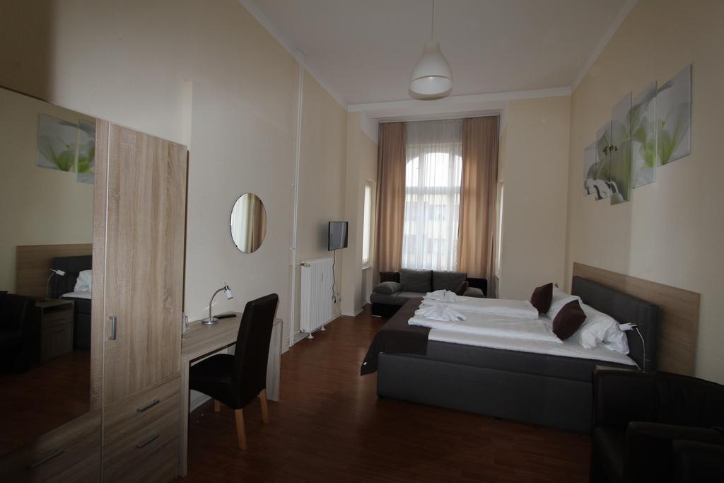 Hotel Elegia Am Kurfuerstendamm Berlin Rum bild