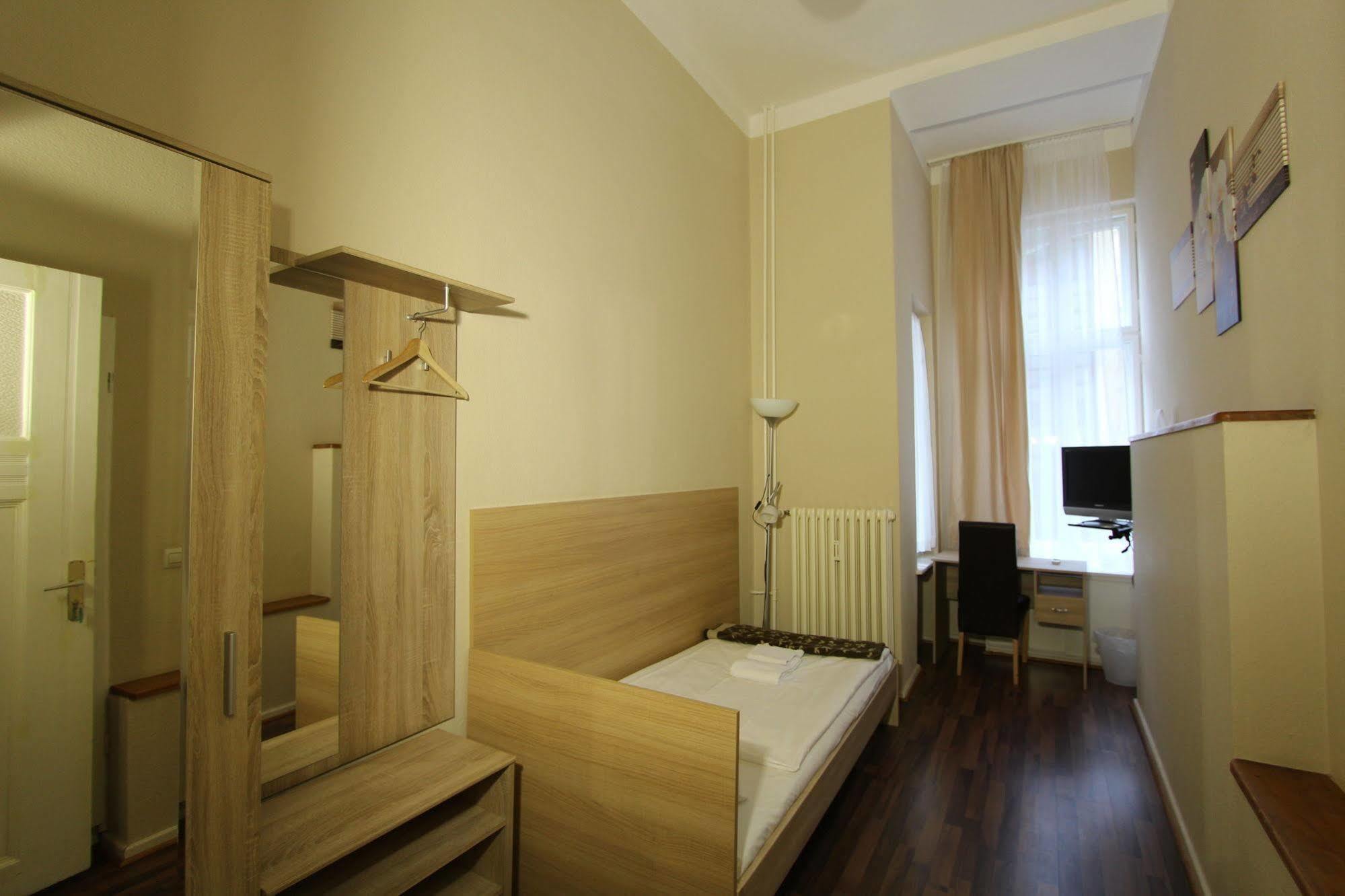 Hotel Elegia Am Kurfuerstendamm Berlin Exteriör bild